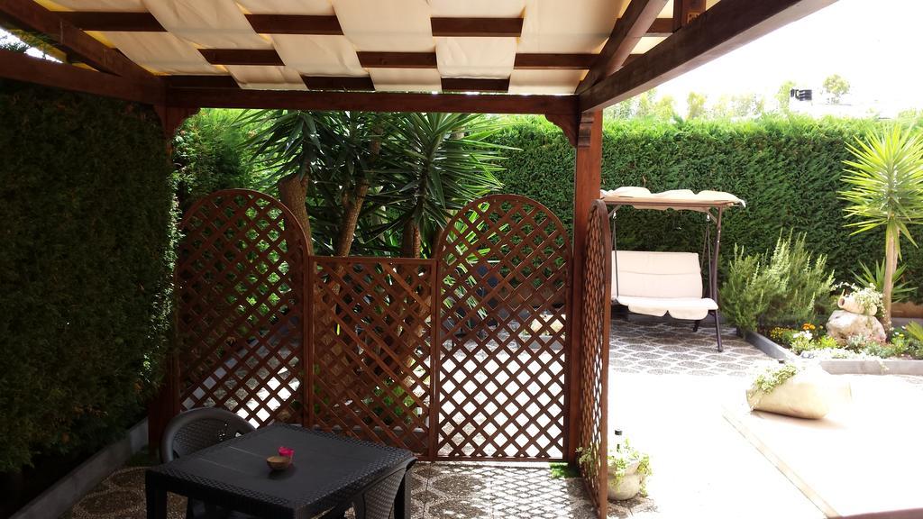 B&B L'Oasi Del Sole Uggiano La Chiesa Bagian luar foto