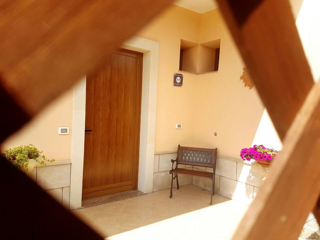 B&B L'Oasi Del Sole Uggiano La Chiesa Bagian luar foto